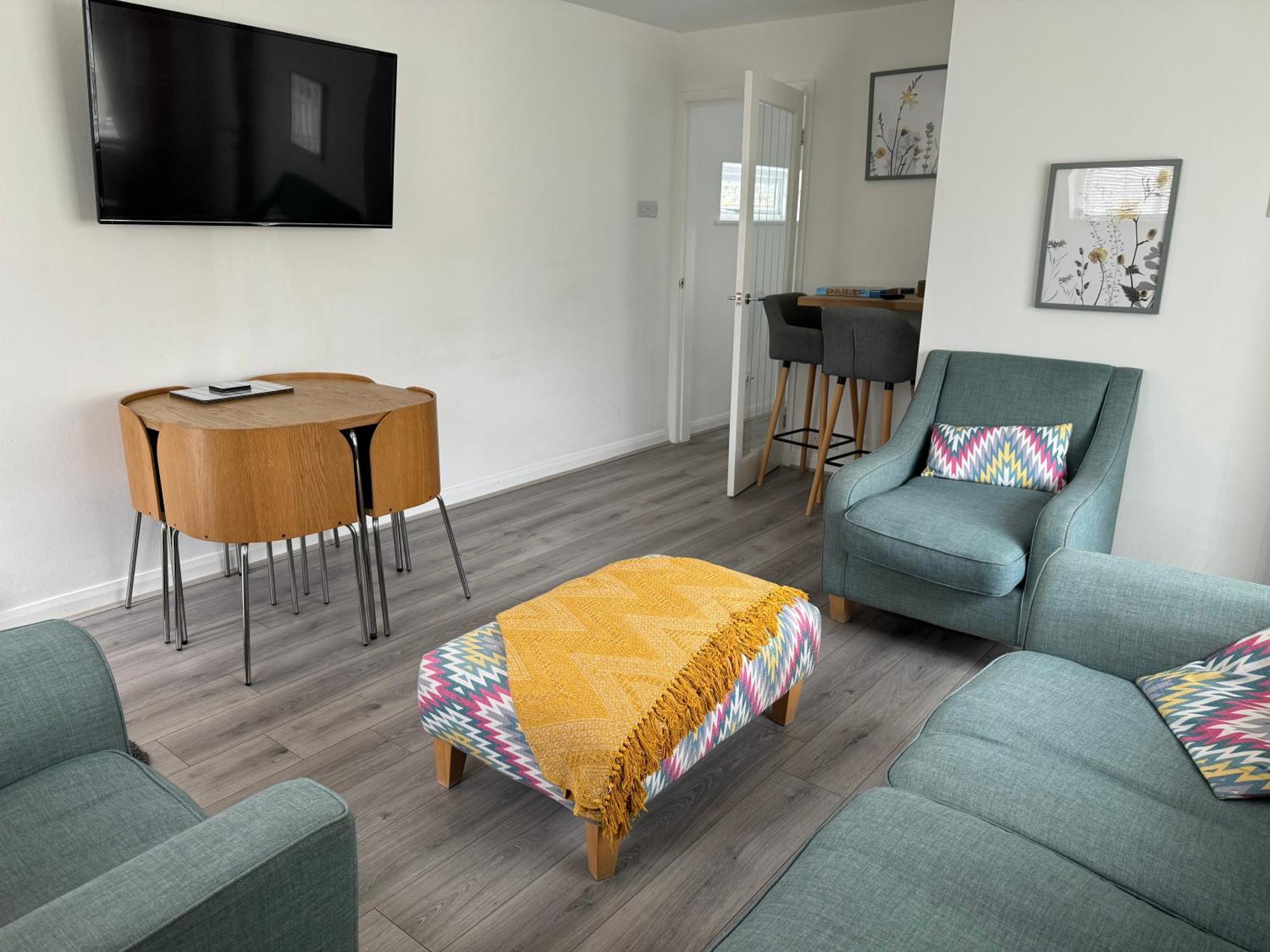 The Old Coach House Apartment คอนวี ภายนอก รูปภาพ
